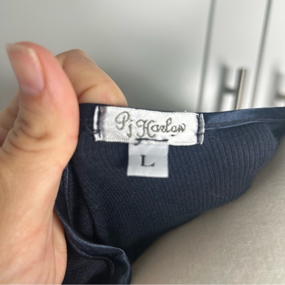 PJ Harlow Kiki Navy Rib Knit Top Size Large Cotton Blend Swing Satin Trim  USA - Picture 6 of 7